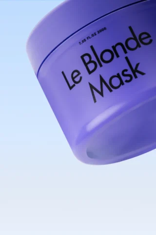 Le Blonde Mask